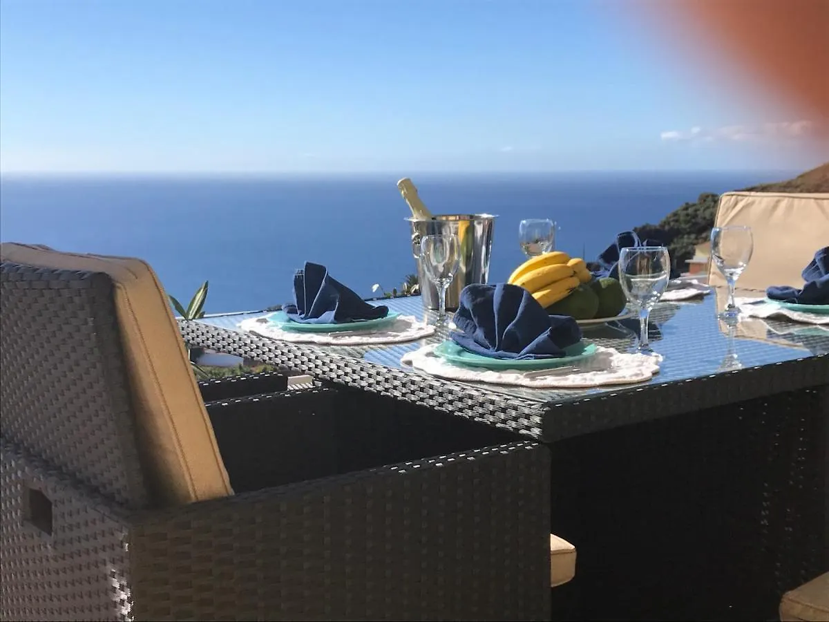 The Flaghouse Bed & Breakfast Estreito Da Calheta Portugal